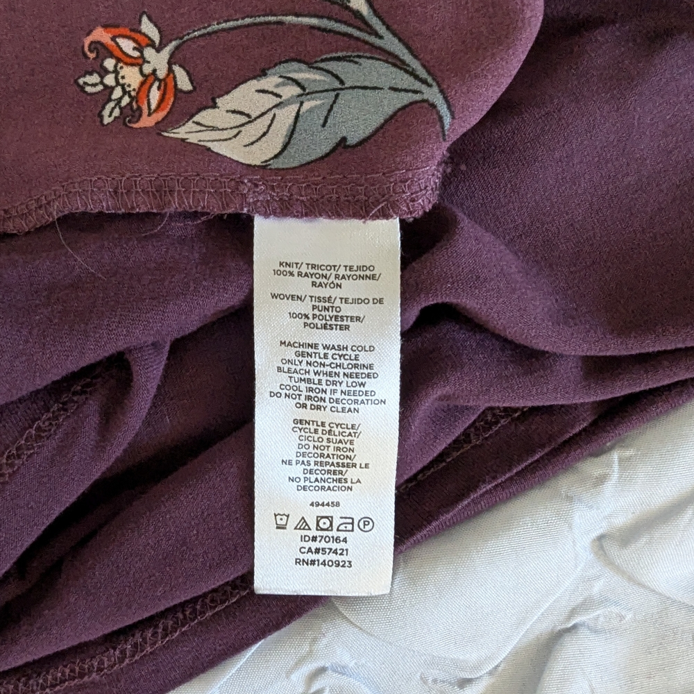 Floral Sleeveless Top - Purple - Picture 7 of 7